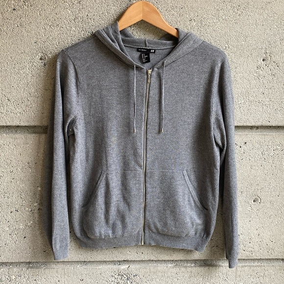 H&M Tops - H&M Lightweight Knit Hoody